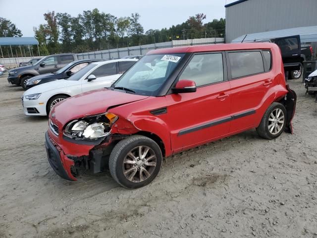 2013 KIA Soul +