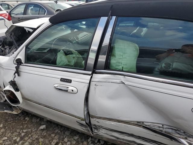 2003 Lincoln Town Car Signature