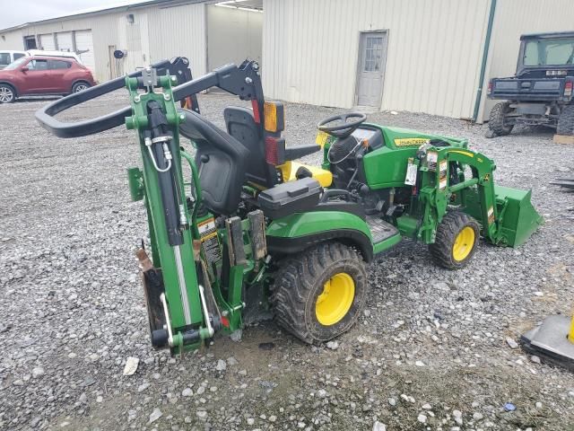 2023 John Deere 1025R