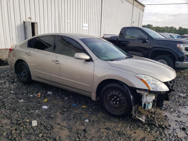 2010 Nissan Altima Base