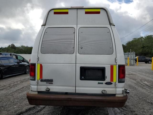 2013 Ford Econoline E250 Van