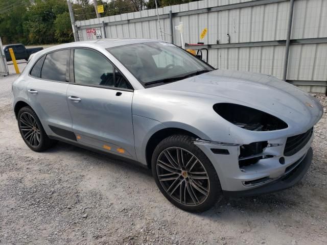 2020 Porsche Macan