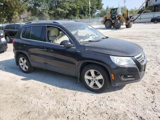 2010 Volkswagen Tiguan SE