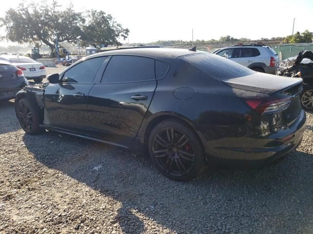 2023 Maserati Quattroporte Modena