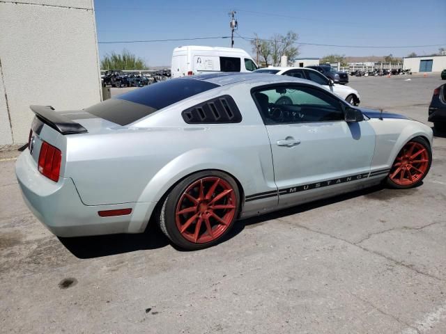 2005 Ford Mustang