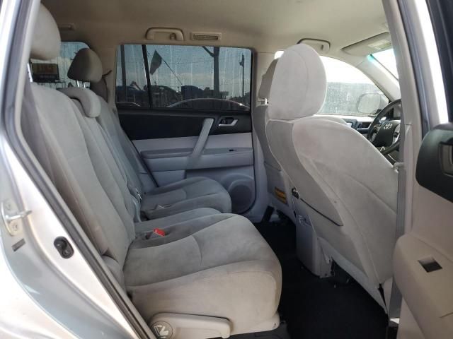 2013 Toyota Highlander Base