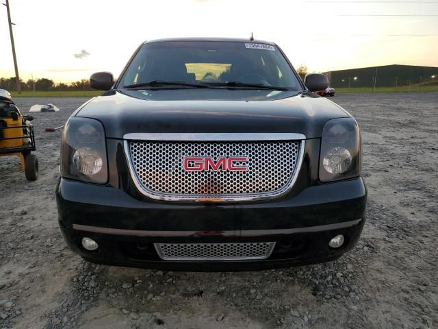 2011 GMC Yukon Denali