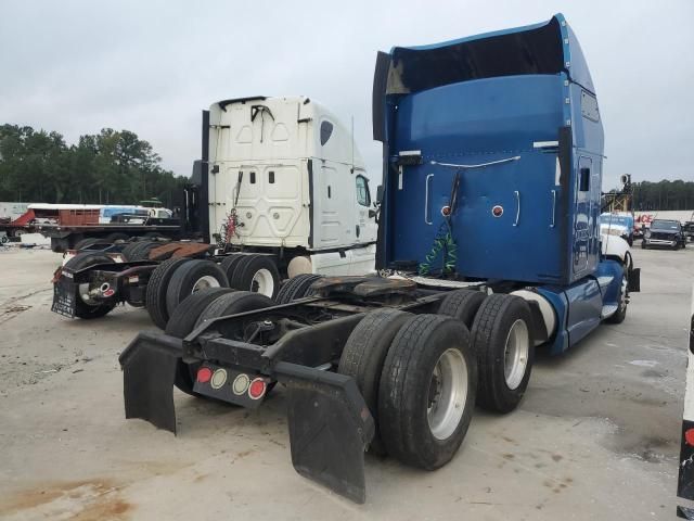 2012 Kenworth Construction T660