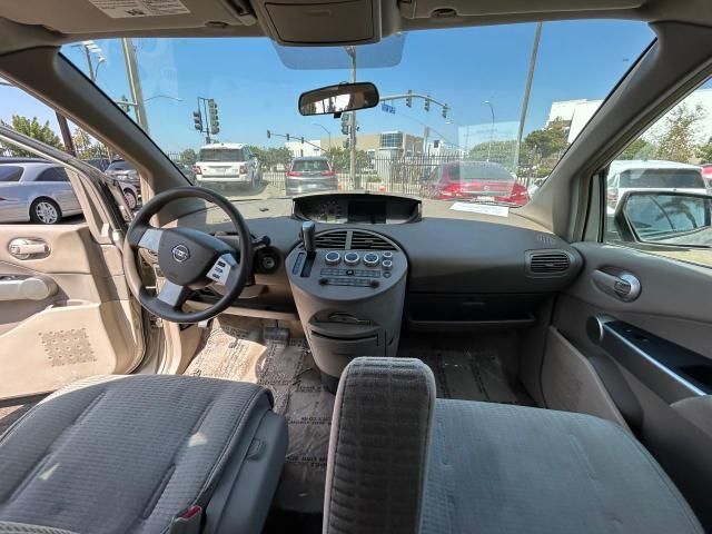 2004 Nissan Quest S