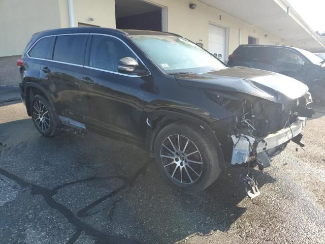 2018 Toyota Highlander SE