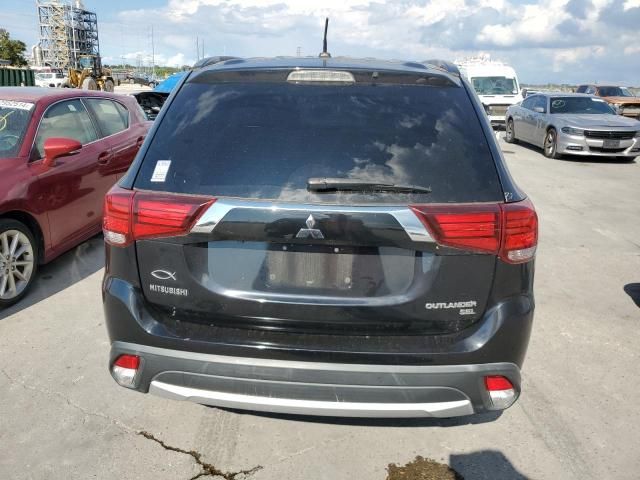 2016 Mitsubishi Outlander SE