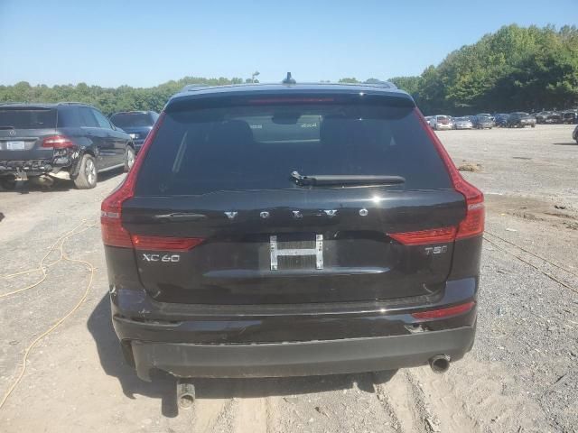 2021 Volvo XC60 T5 Momentum