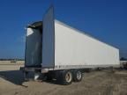 2000 Utilimaster Trailer