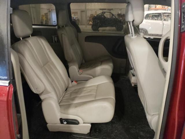 2012 Chrysler Town & Country Touring