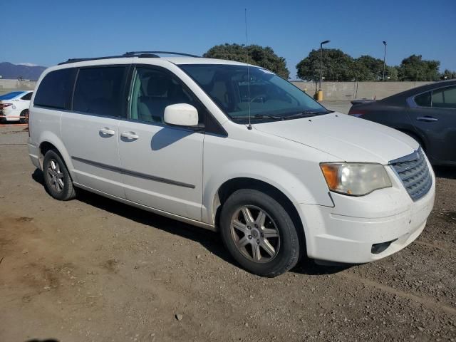 2010 Chrysler Town & Country Touring