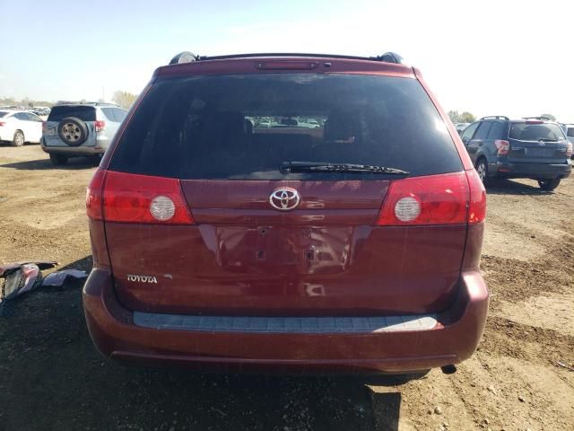 2006 Toyota Sienna XLE