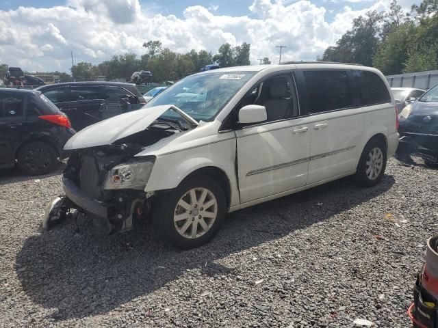 2013 Chrysler Town & Country Touring