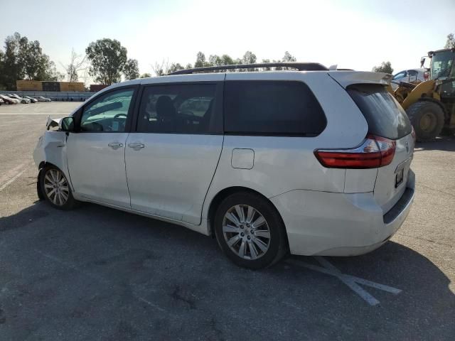 2017 Toyota Sienna XLE