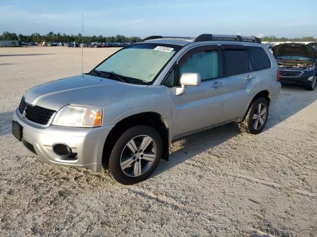 2011 Mitsubishi Endeavor SE