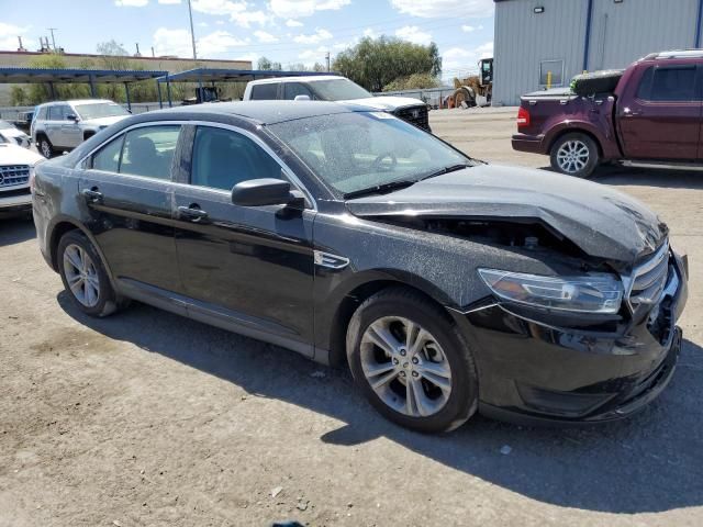 2017 Ford Taurus SE