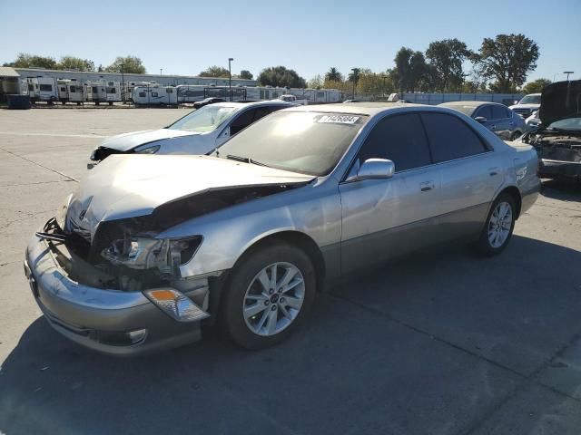 2000 Lexus ES 300