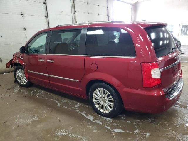 2013 Chrysler Town & Country Limited