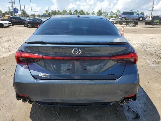 2020 Toyota Avalon XSE