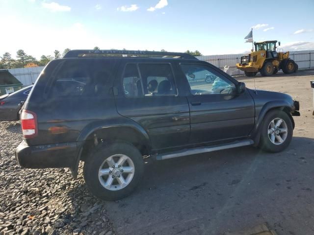 2004 Nissan Pathfinder LE