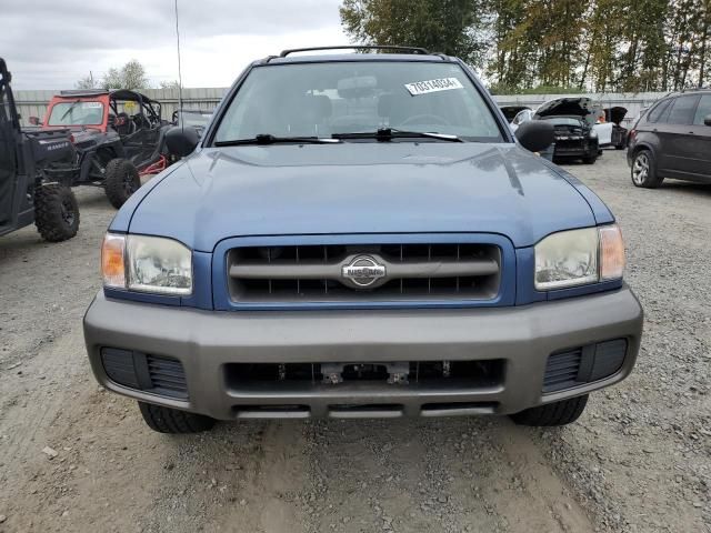 1999 Nissan Pathfinder LE