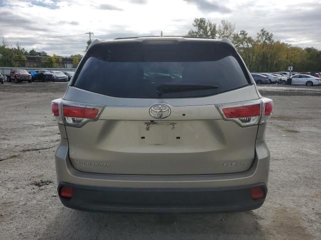 2016 Toyota Highlander XLE