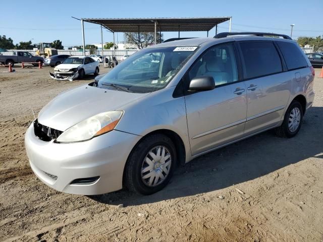 2010 Toyota Sienna CE