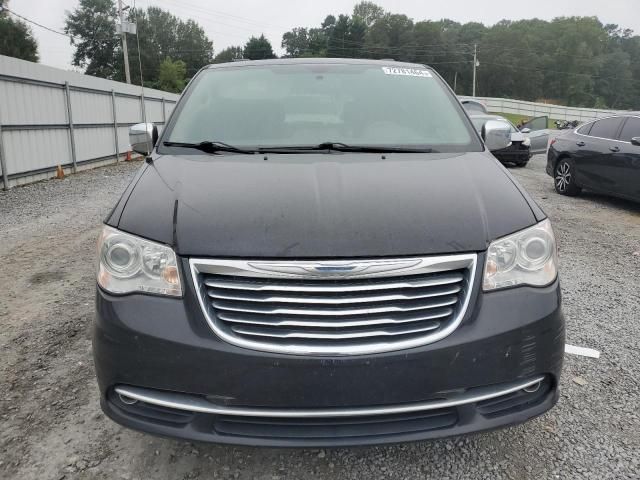 2015 Chrysler Town & Country Limited Platinum