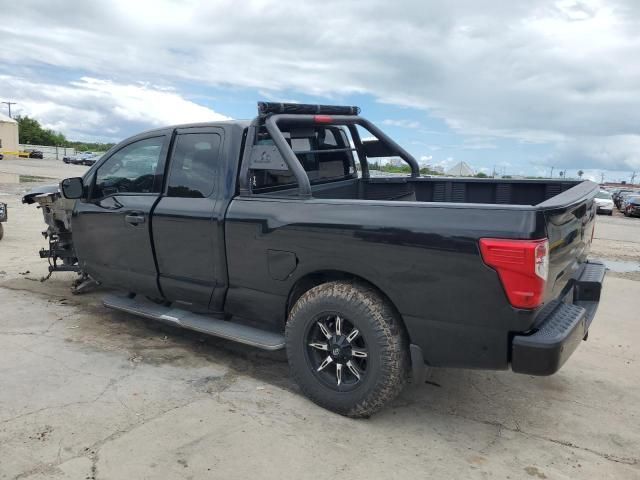 2017 Nissan Titan SV