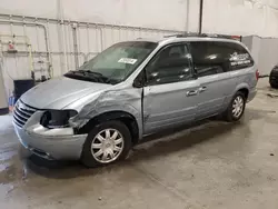 2005 Chrysler Town & Country Touring en venta en Avon, MN