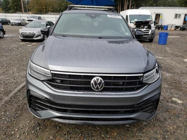 2022 Volkswagen Tiguan SE R-LINE Black