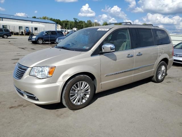 2015 Chrysler Town & Country Touring L