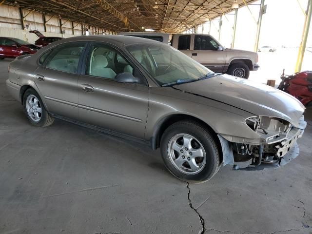 2005 Ford Taurus SE