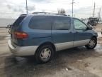 2000 Toyota Sienna LE