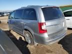 2014 Chrysler Town & Country Touring L