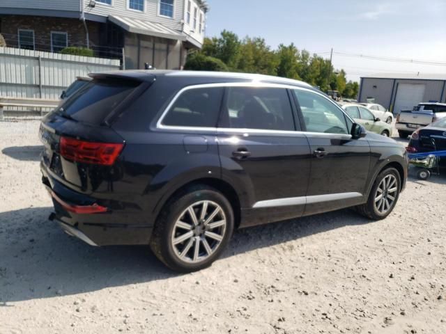 2019 Audi Q7 Premium Plus