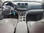 2010 Toyota Highlander SE