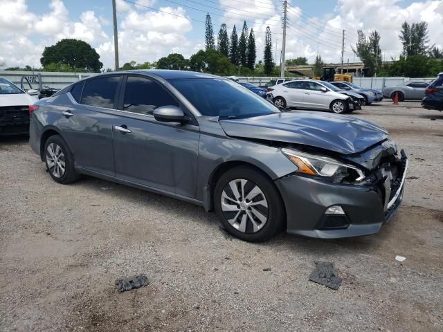 2019 Nissan Altima S