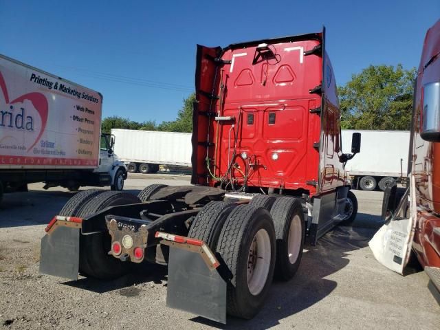 2016 Freightliner Cascadia 125