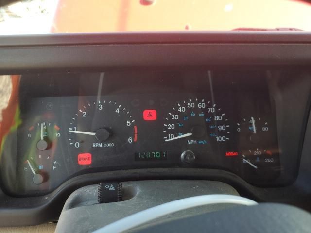 2000 Jeep Wrangler / TJ Sport