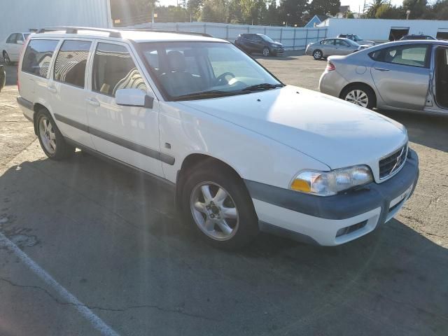 2000 Volvo V70 XC