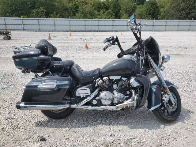 2005 Yamaha XVZ13 TF