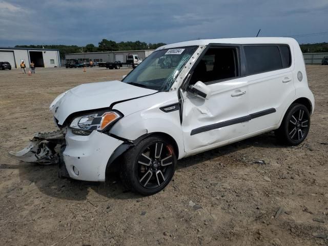 2011 KIA Soul +