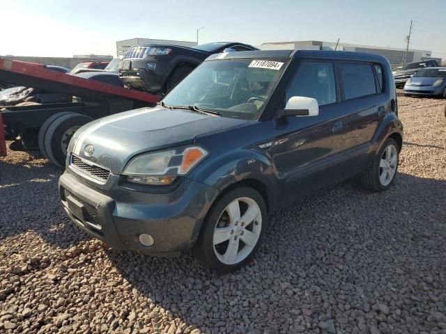 2010 KIA Soul +