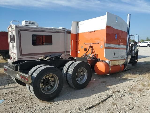 2002 Peterbilt 379