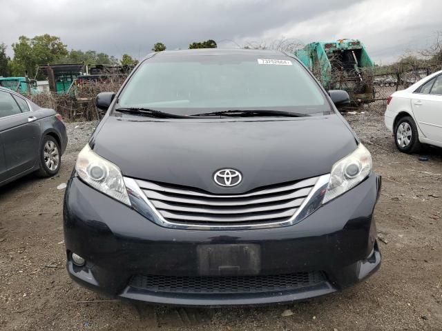 2015 Toyota Sienna XLE